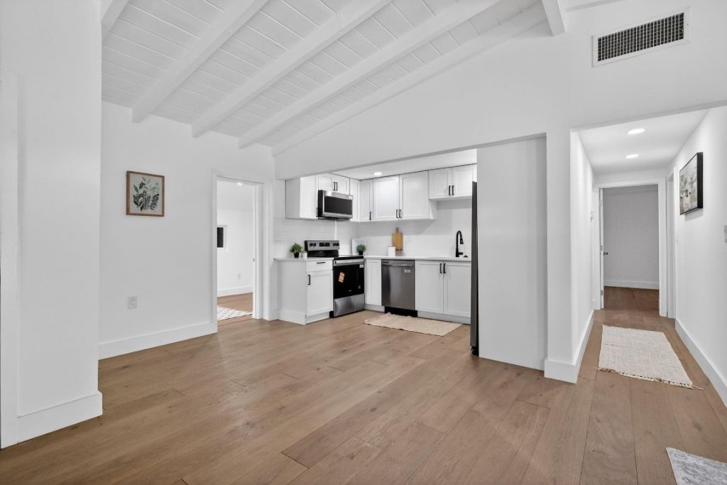 621 1st Street, Hialeah, FL 33010 Photo