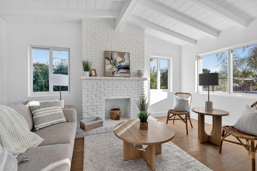 621 1st Street, Hialeah, FL 33010 Photo