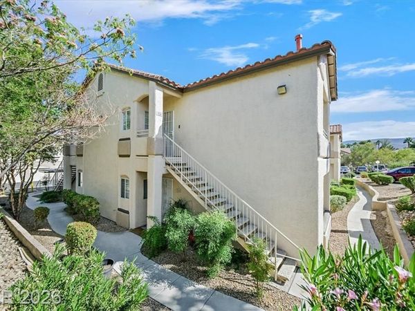 75 N Valle Verde Drive, Unit 524, Henderson, NV 89074