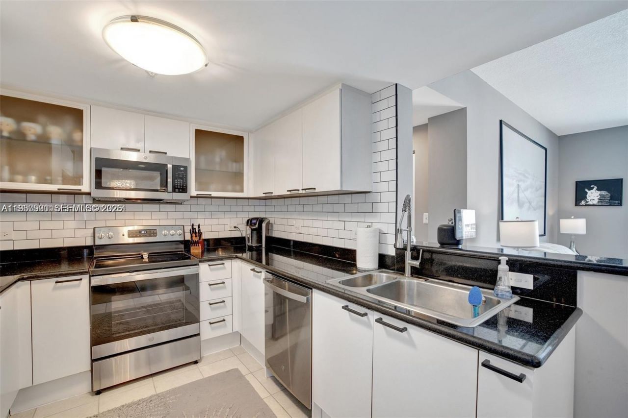 140 S Dixie Hwy , Unit 619, Hollywood, FL 33020 Photo