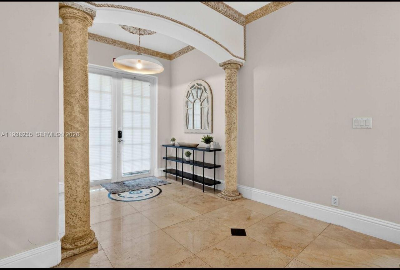 832 Hollywood Blvd, Hollywood, FL 33019 Photo