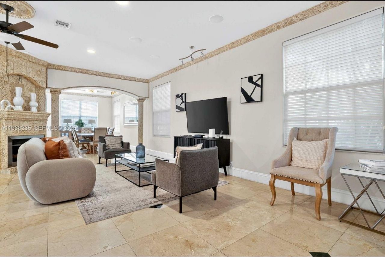 832 Hollywood Blvd, Hollywood, FL 33019 Photo