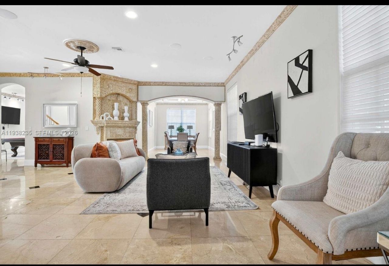 832 Hollywood Blvd, Hollywood, FL 33019 Photo