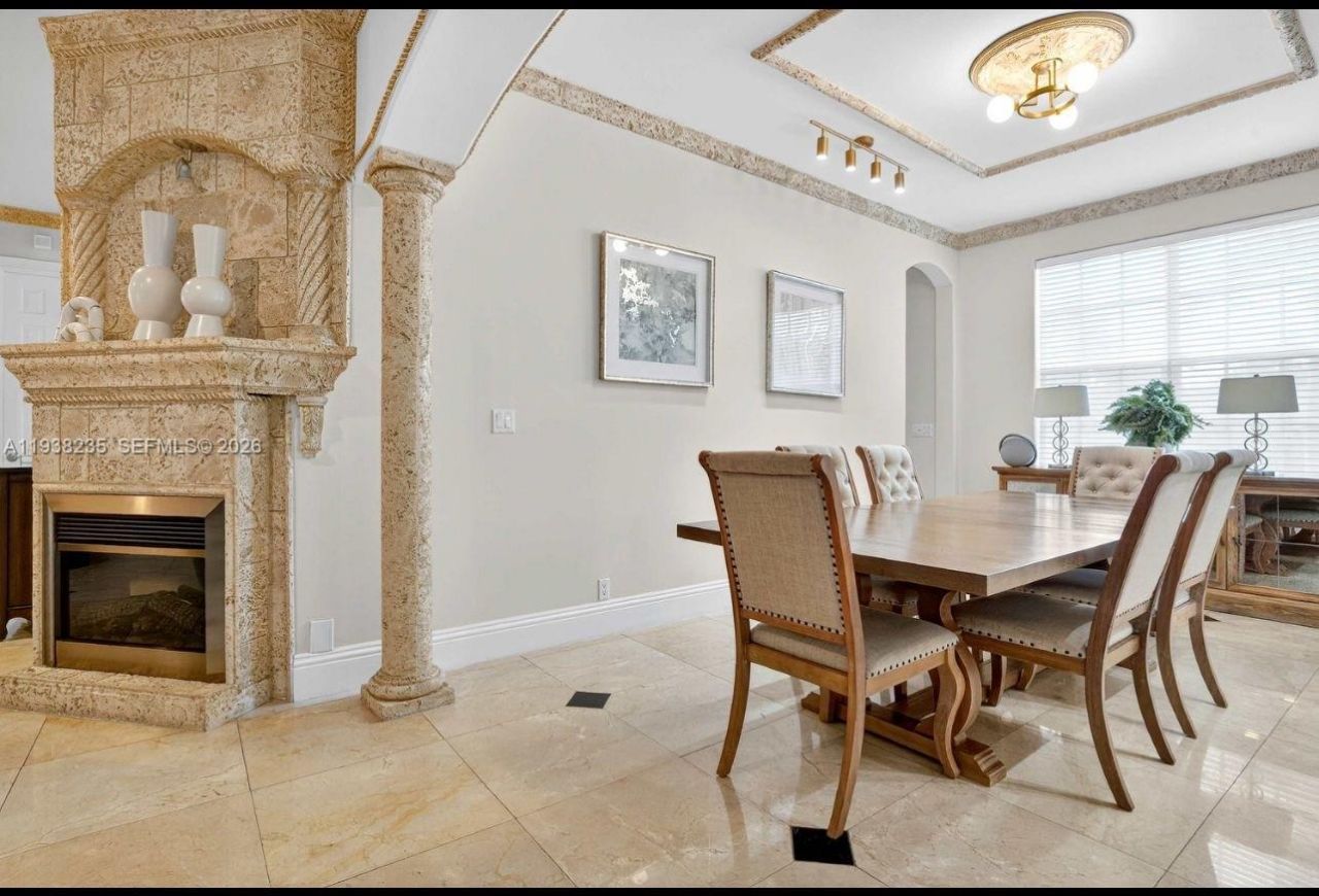 832 Hollywood Blvd, Hollywood, FL 33019 Photo