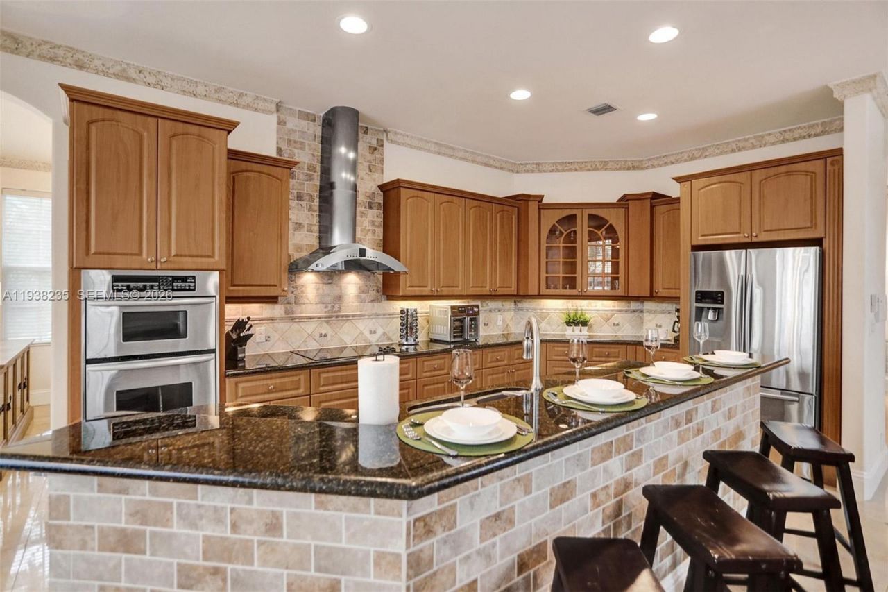 832 Hollywood Blvd, Hollywood, FL 33019 Photo