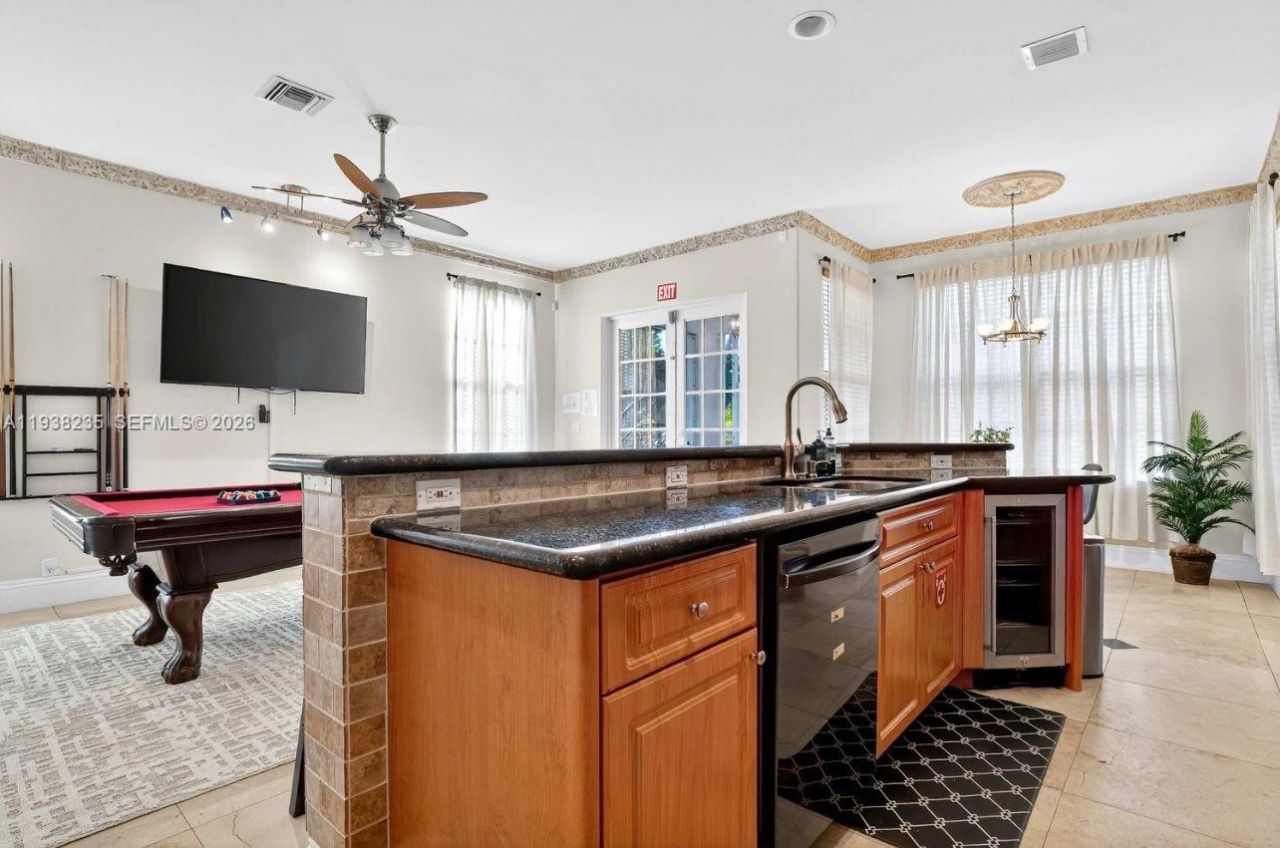 832 Hollywood Blvd, Hollywood, FL 33019 Photo