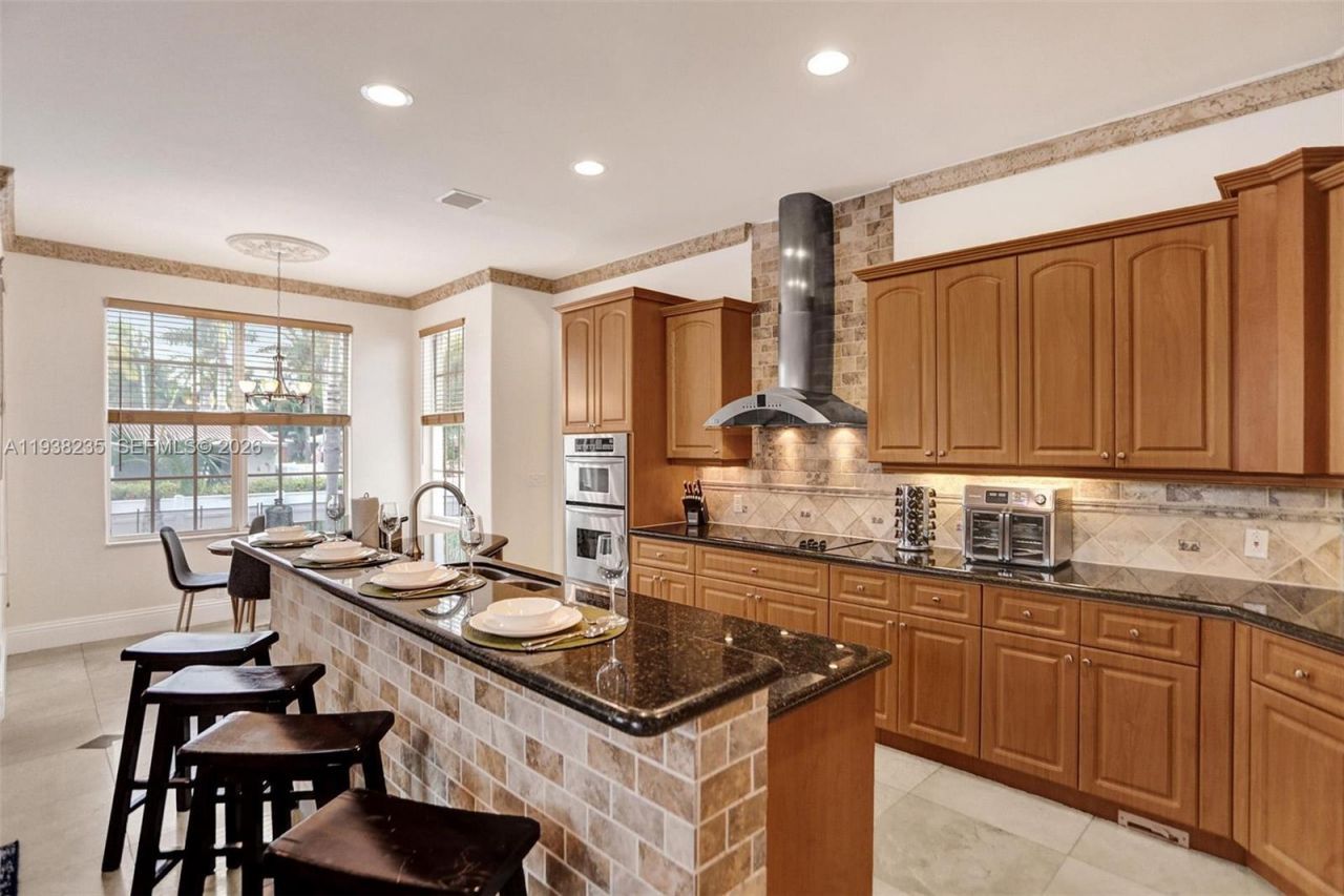 832 Hollywood Blvd, Hollywood, FL 33019 Photo