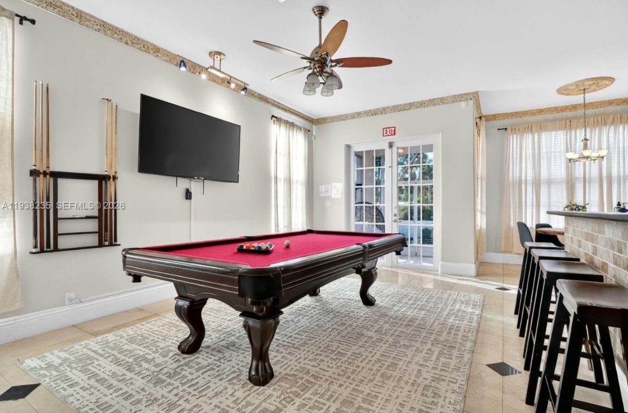 832 Hollywood Blvd, Hollywood, FL 33019 Photo