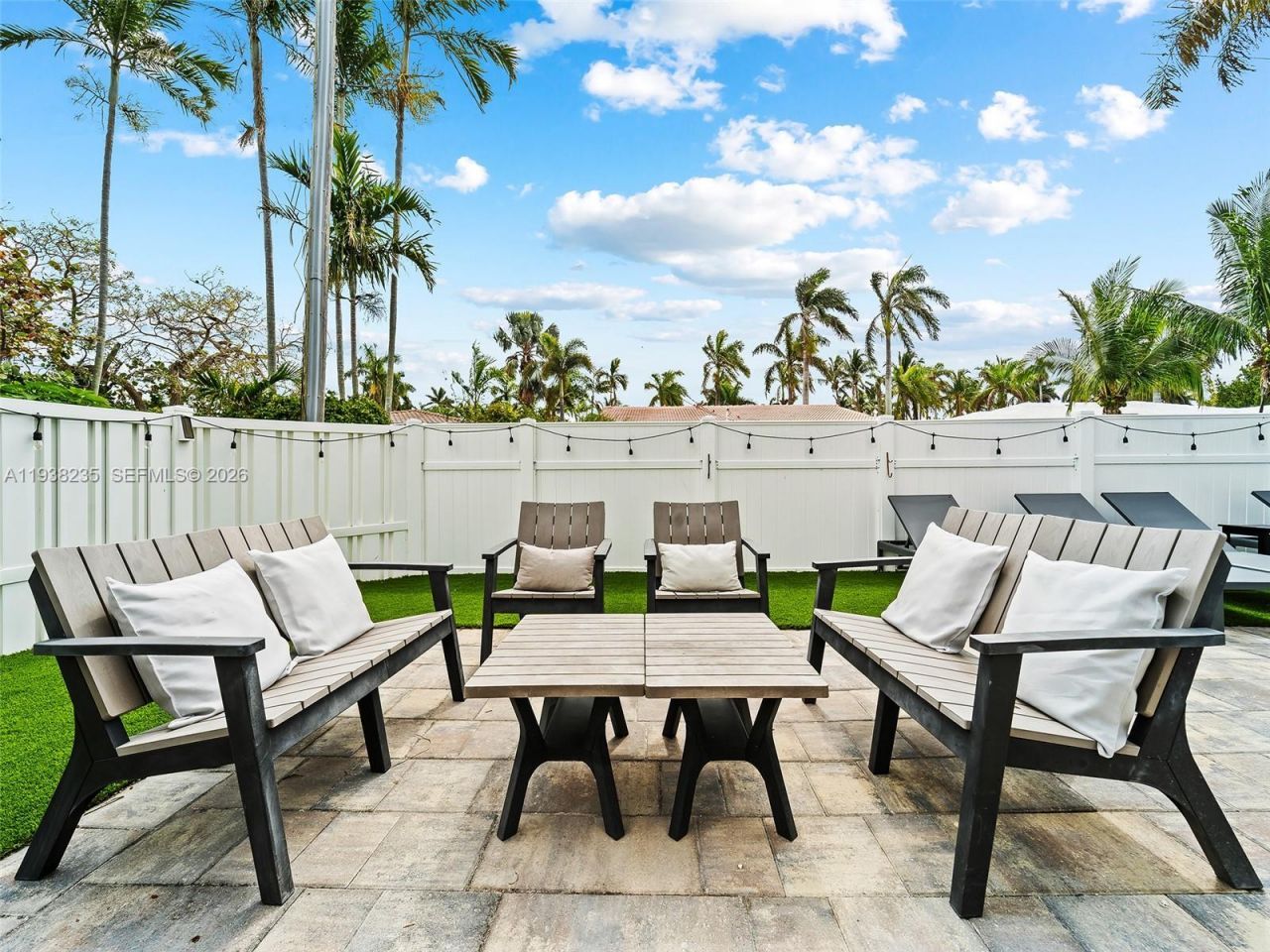 832 Hollywood Blvd, Hollywood, FL 33019 Photo