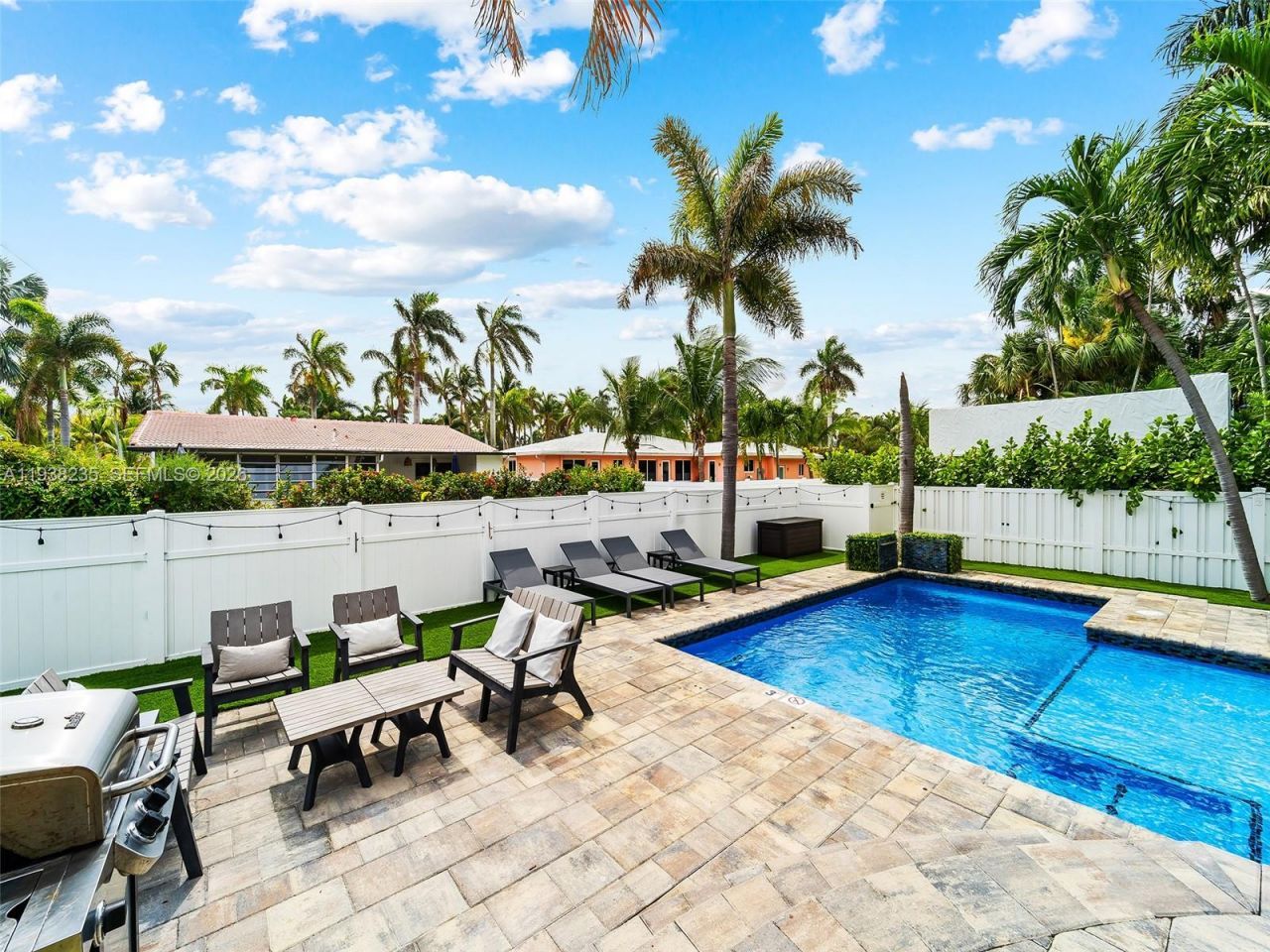 832 Hollywood Blvd, Hollywood, FL 33019 Photo