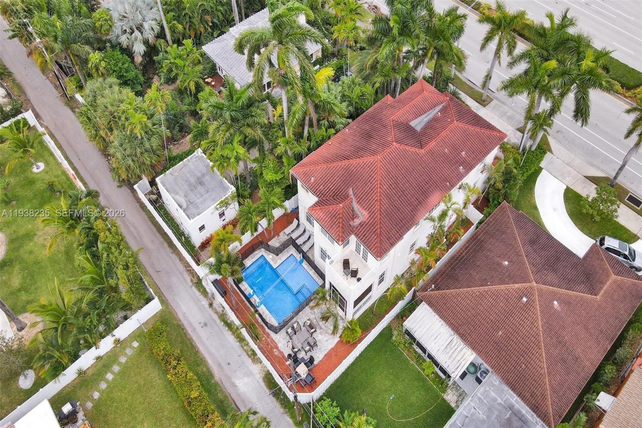 832 Hollywood Blvd, Hollywood, FL 33019 Photo