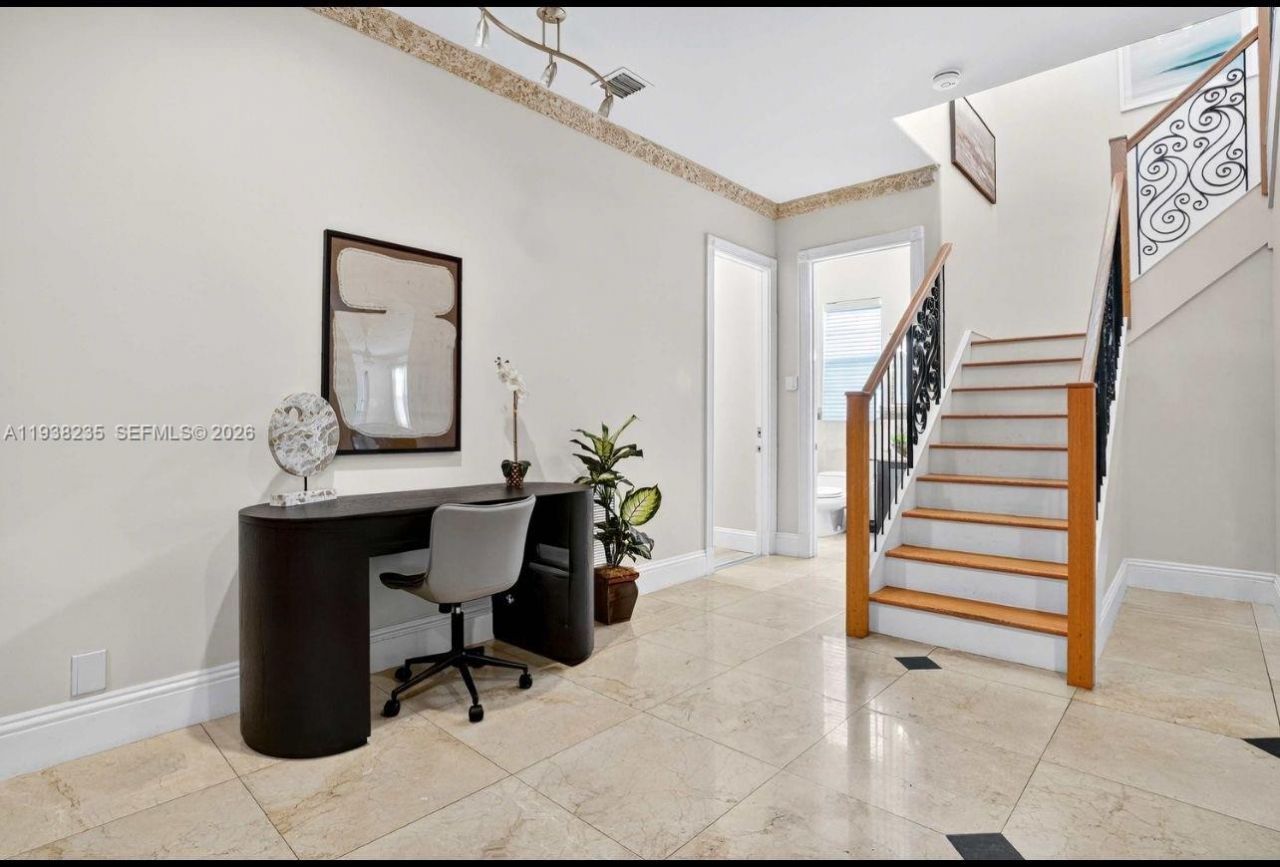 832 Hollywood Blvd, Hollywood, FL 33019 Photo