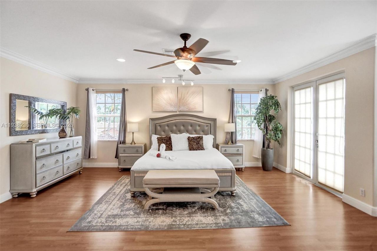 832 Hollywood Blvd, Hollywood, FL 33019 Photo