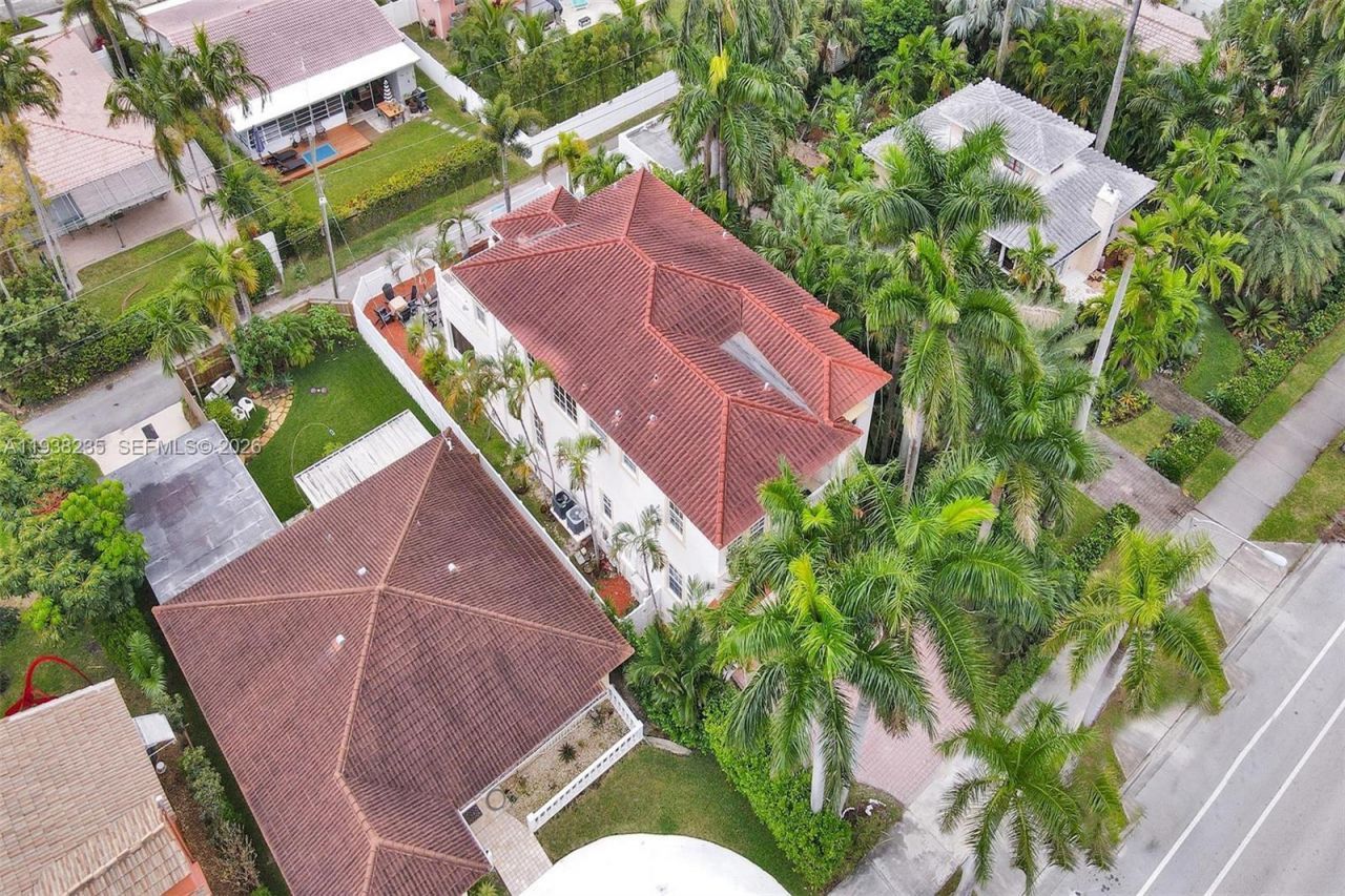 832 Hollywood Blvd, Hollywood, FL 33019 Photo