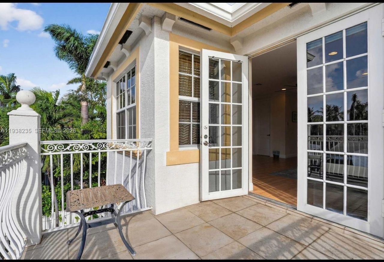 832 Hollywood Blvd, Hollywood, FL 33019 Photo