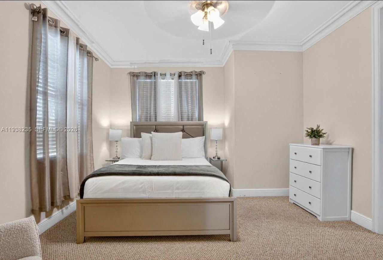 832 Hollywood Blvd, Hollywood, FL 33019 Photo