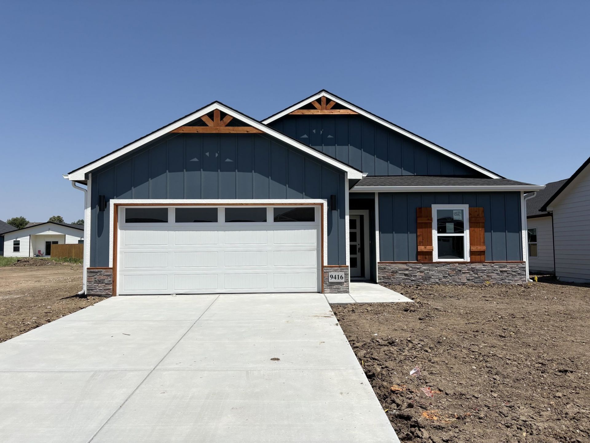 9416 E Hurst St, Wichita, KS 67210 Main Photo