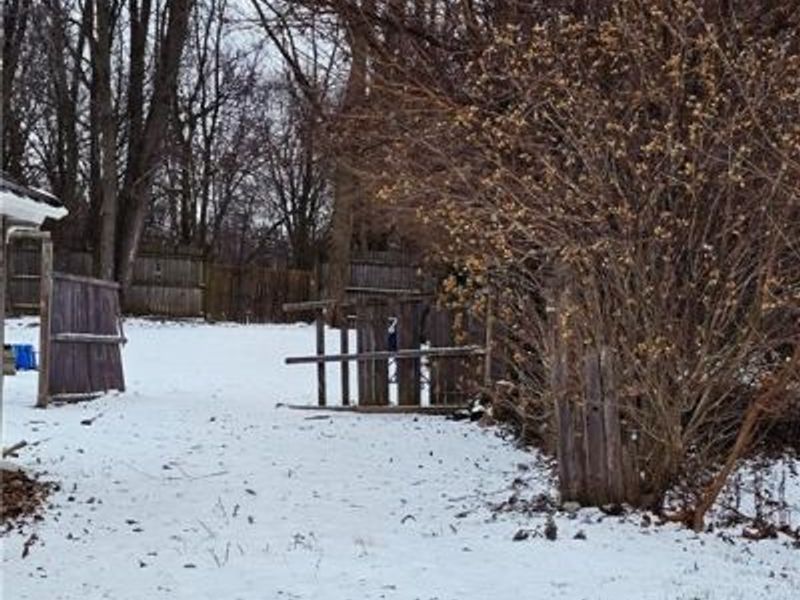 188 S Walnut Street, London, OH 43140 Photo 6