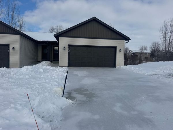 2049 20th Street E, Zumbrota, MN 55992