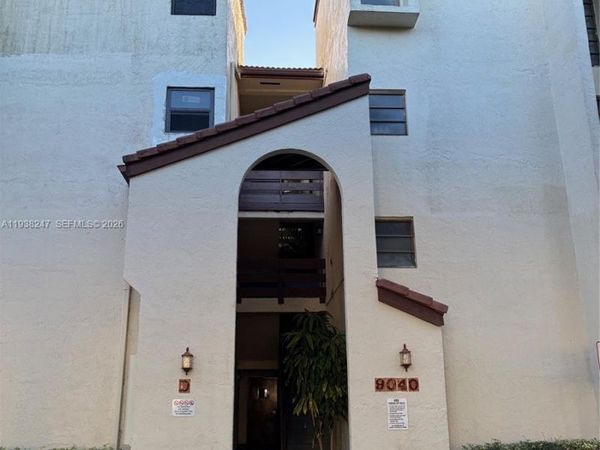 9040 SW 125th Ave, Unit D101, Miami, FL 33186