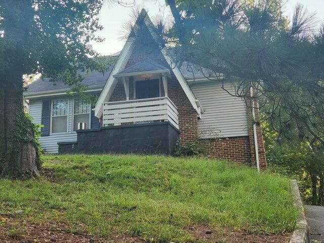 216 Booth Road, Chattanooga, TN 37411 Main Photo