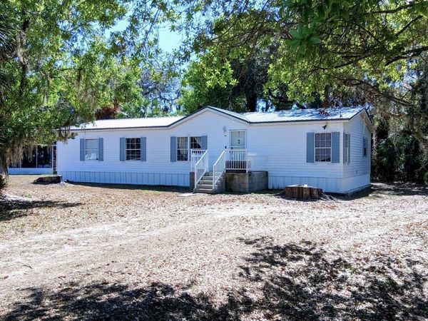9140 SE 62nd Drive, Okeechobee, FL 34974