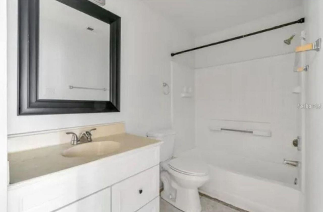 3827 Bay Club Circle, Unit 204, Kissimmee, FL 34741 Photo