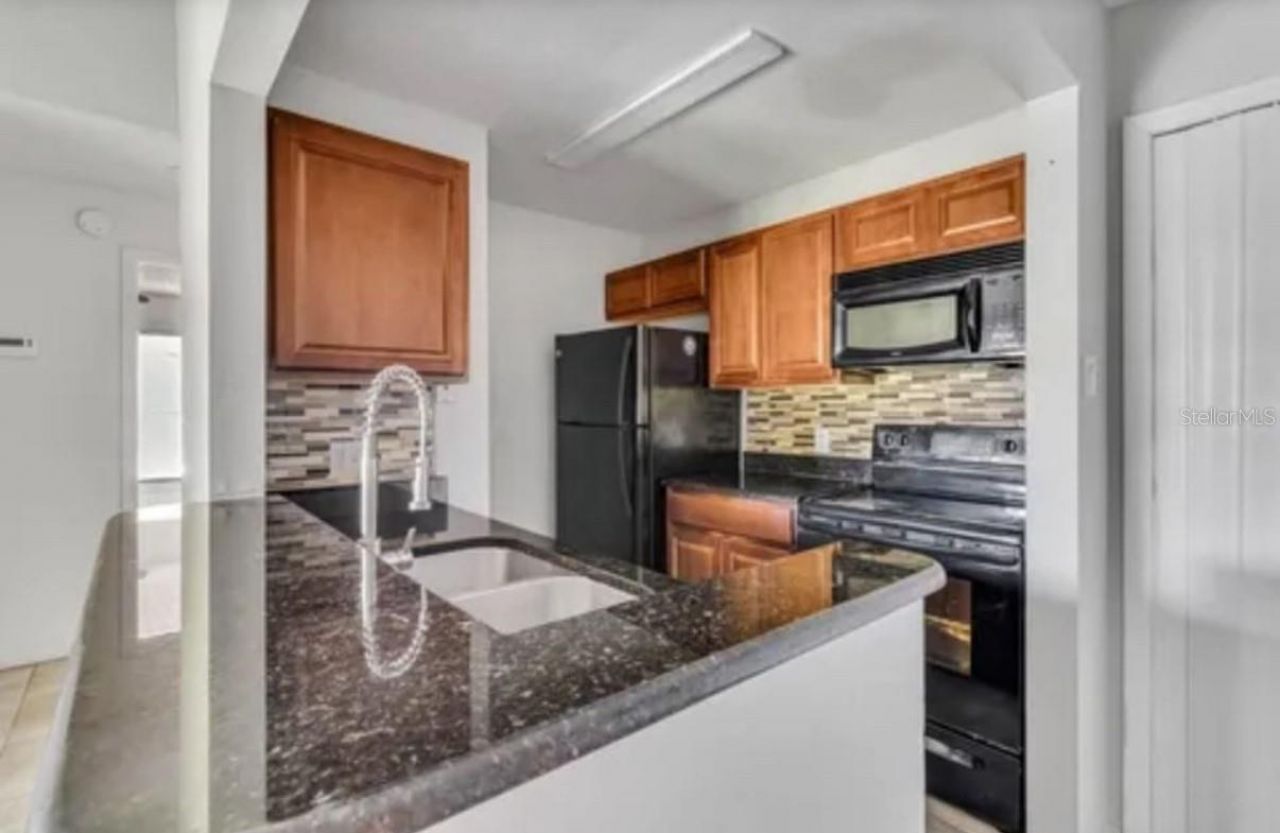3827 Bay Club Circle, Unit 204, Kissimmee, FL 34741 Photo