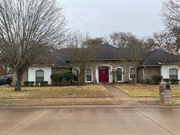 6401 BAYOU CROSSING Drive, Alexandria, LA 71303