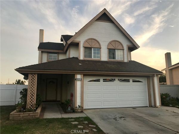 3100 Jeannie Cmn, Santa Ana, CA 92703