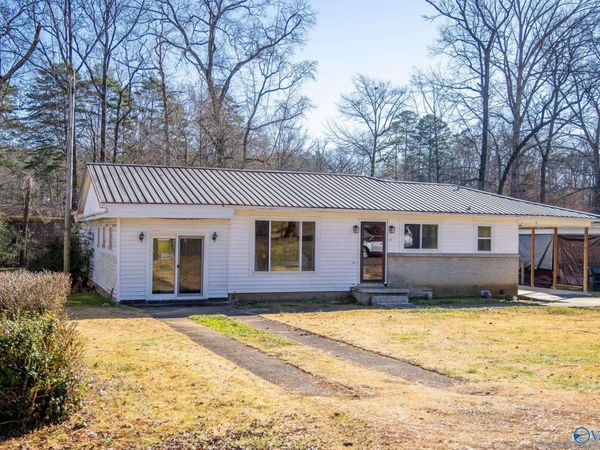 207 Bingham Street, Scottsboro, AL 35768