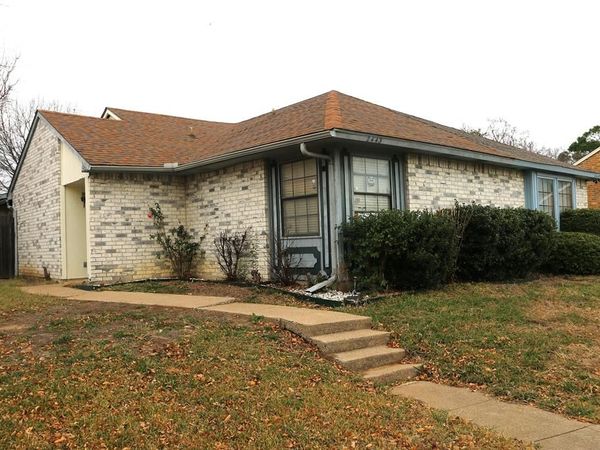 2443 Limestone Drive, Arlington, TX 76014