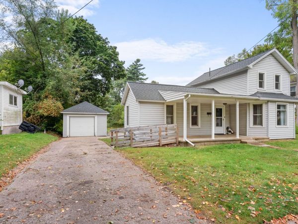 82 N Norwood Street, Hillsdale, MI 49242