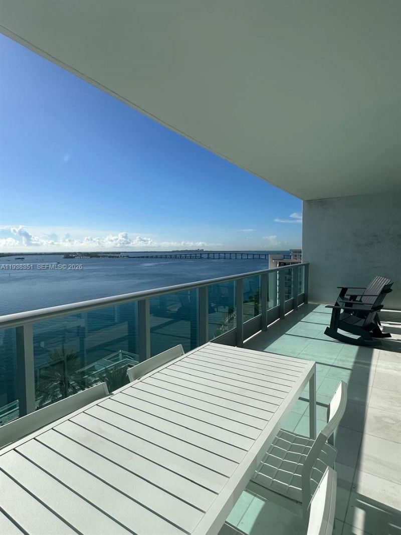 1331 Brickell Bay Dr, Unit 1505, Miami, FL 33131 Photo