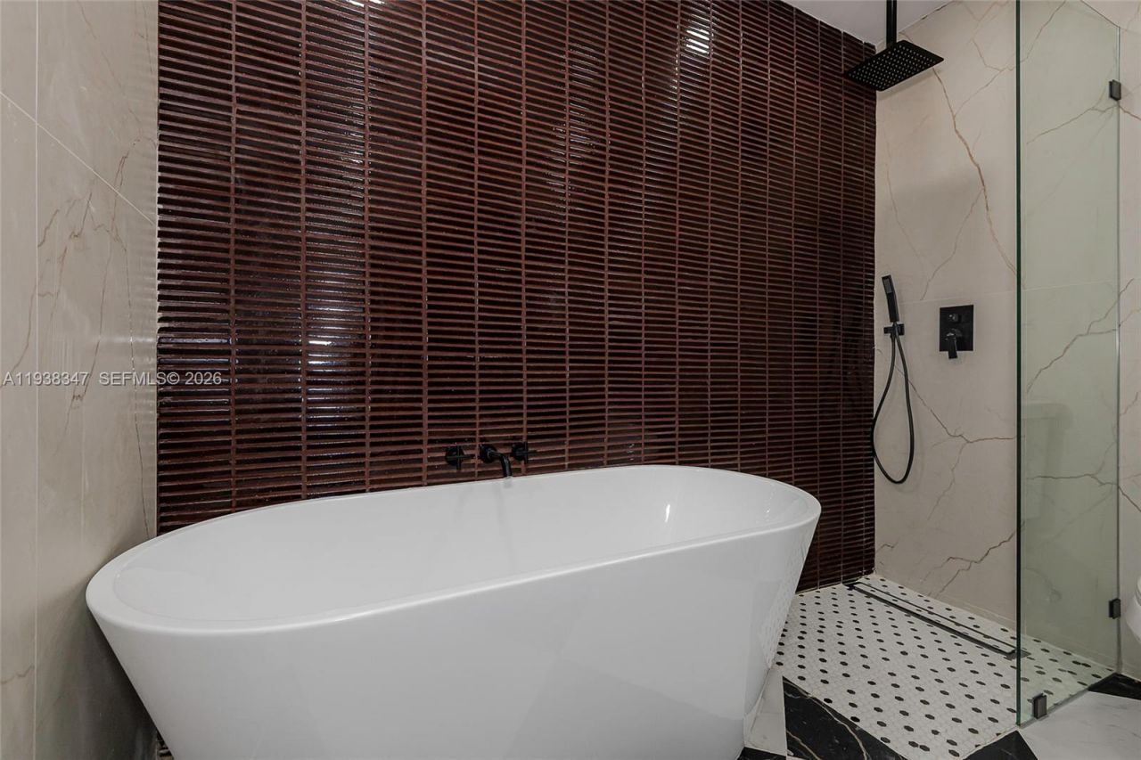 4360 NW 4th St, Plantation, FL 33317 Photo