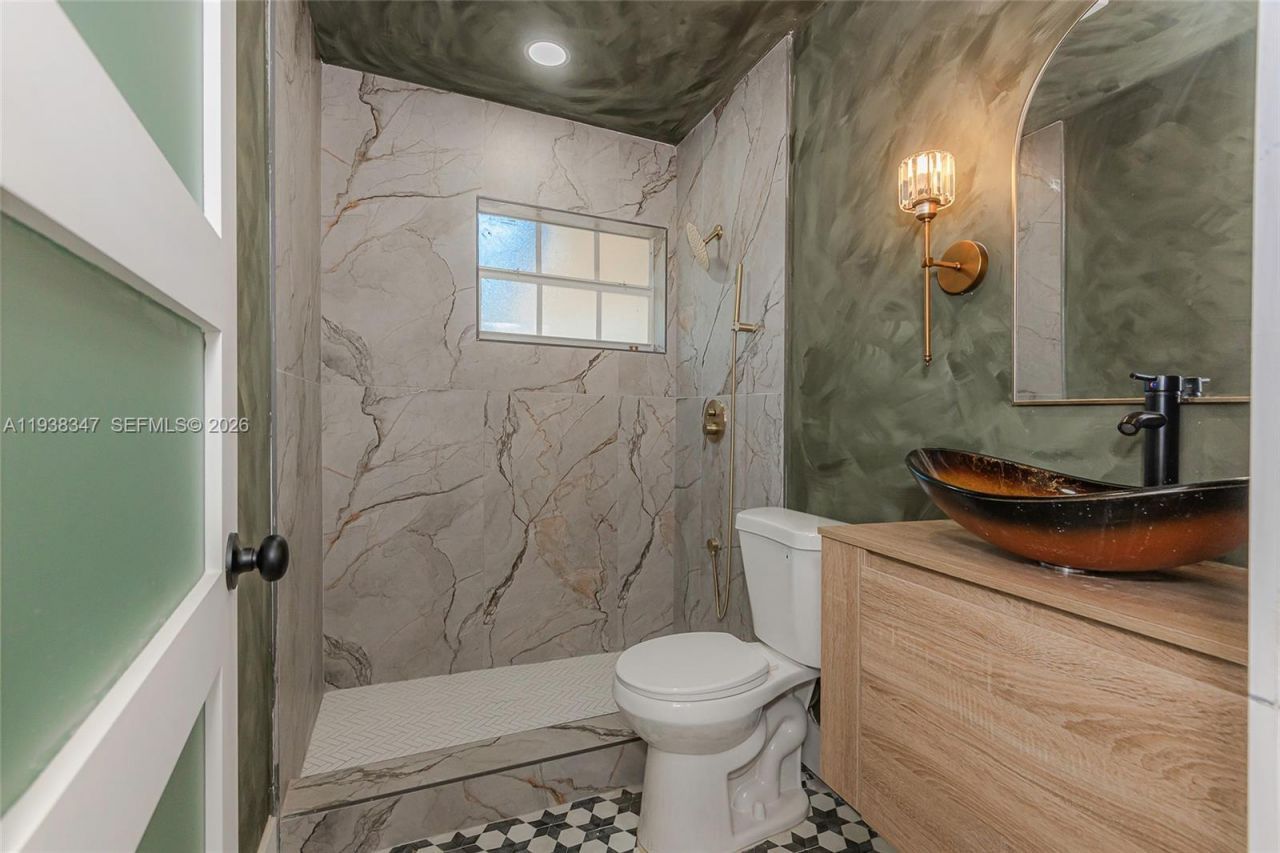 4360 NW 4th St, Plantation, FL 33317 Photo