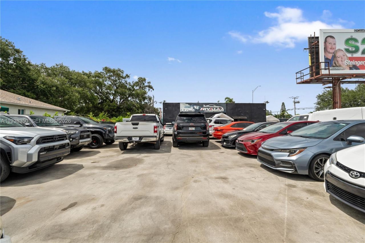 4350 NW 32nd Ave, Miami, FL 33142 Photo