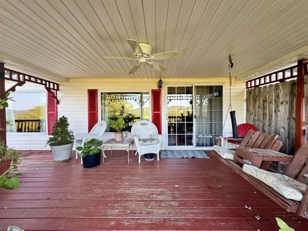 14 Cordell Hull Ln, Elmwood, TN 38560