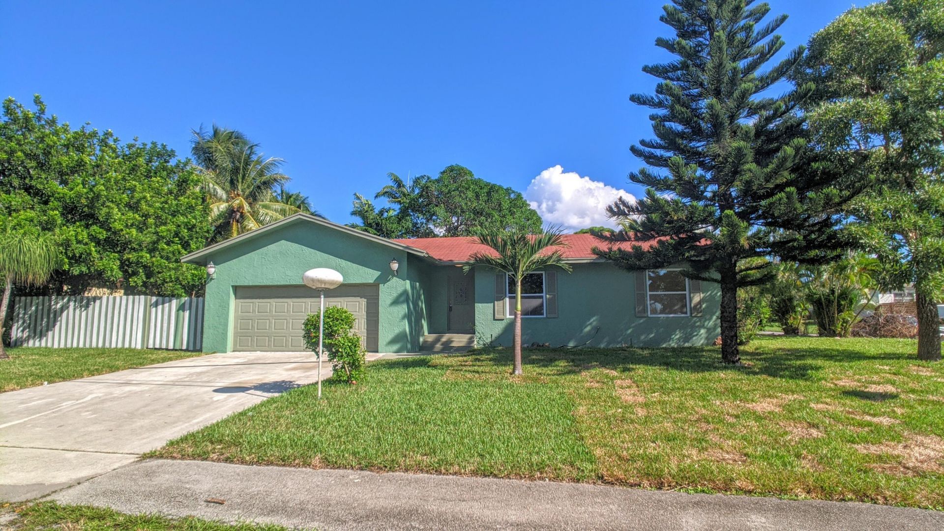 2888 S Seacrest Boulevard, Boynton Beach, FL 33435 Photo