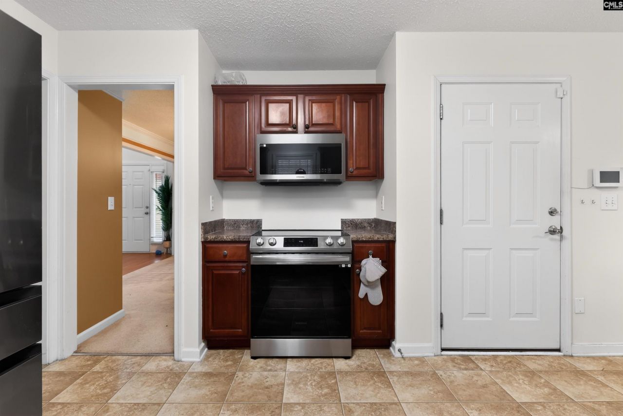 408 Sawtooth Lane Photo 10