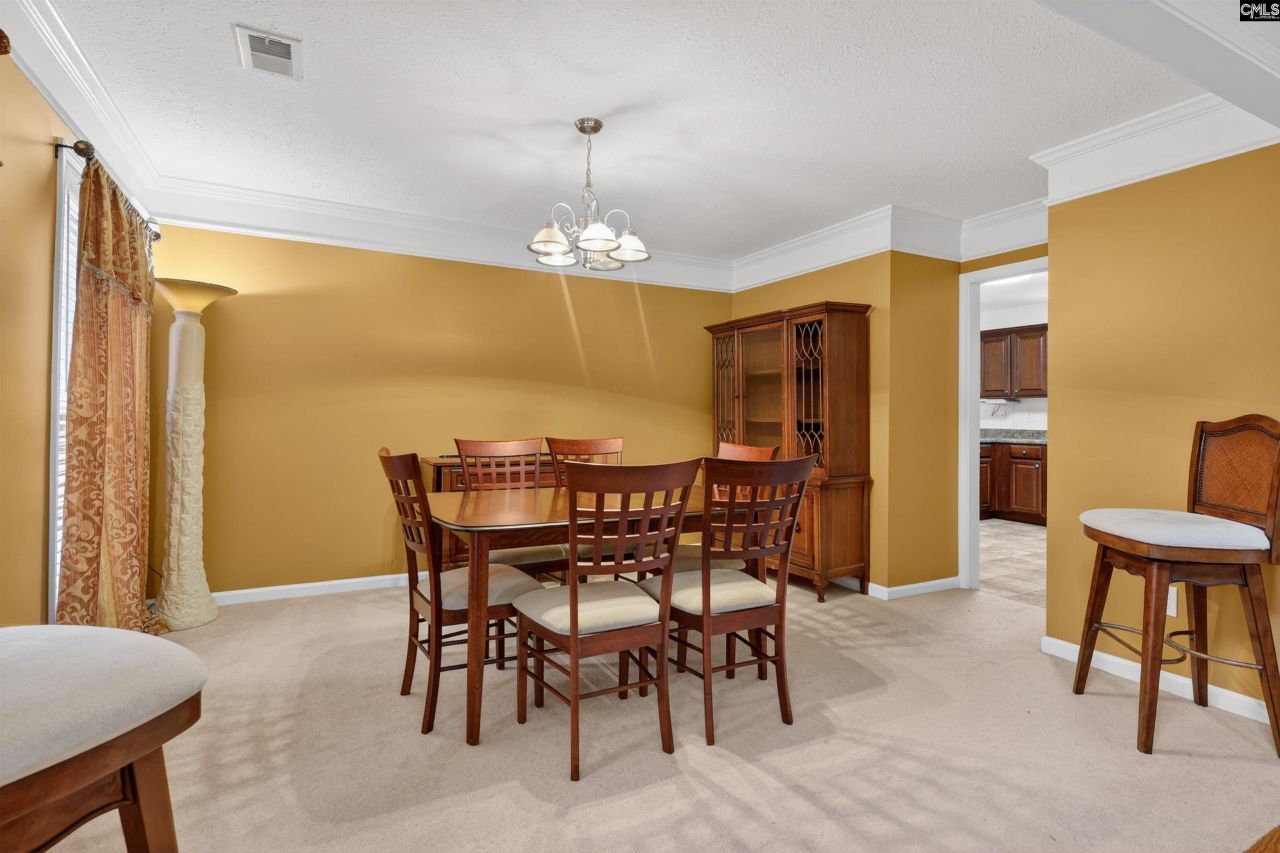 408 Sawtooth Lane Photo 13