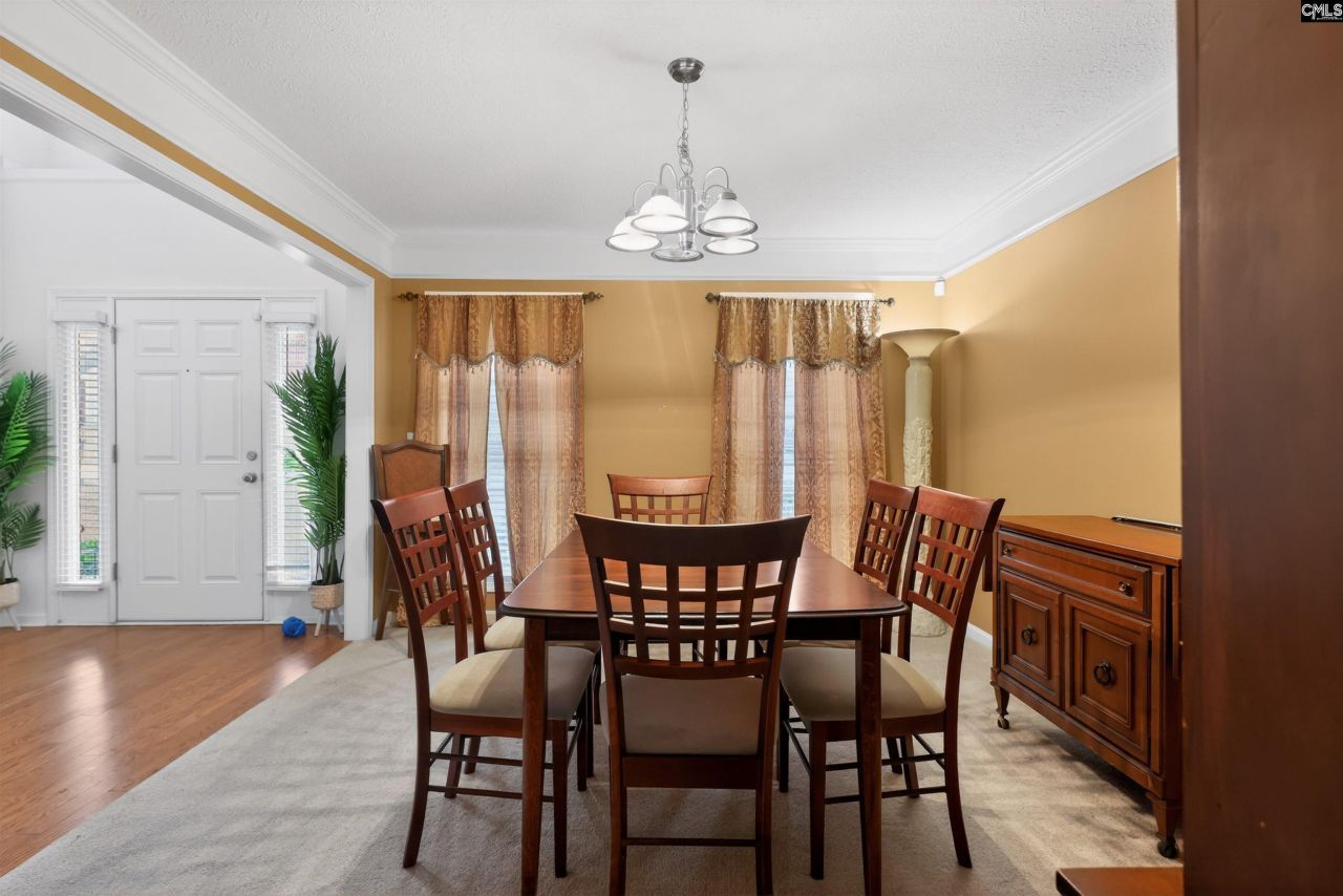 408 Sawtooth Lane Photo 15