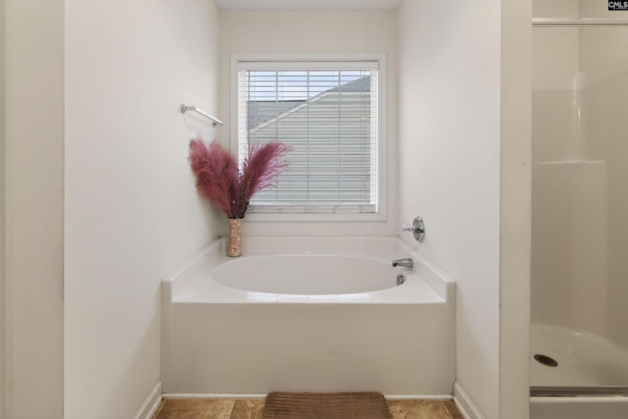 408 Sawtooth Lane Photo 21