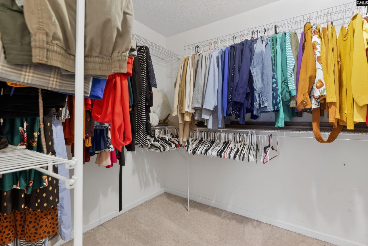 408 Sawtooth Lane Photo 24