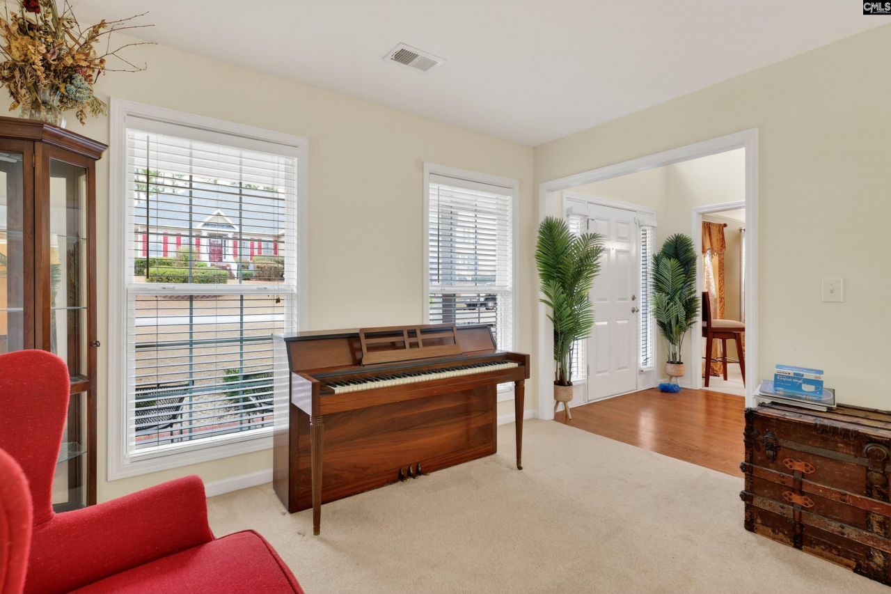 408 Sawtooth Lane Photo 4