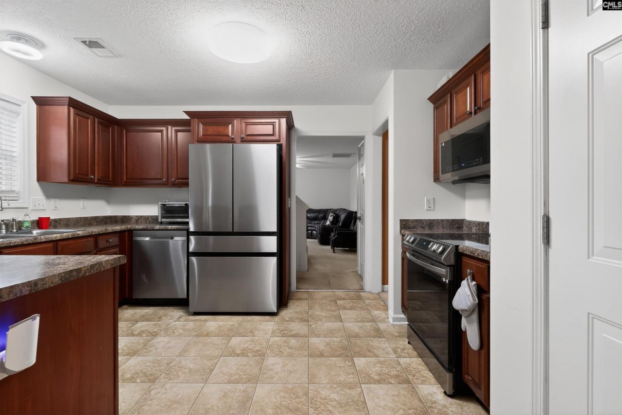 408 Sawtooth Lane Photo 9