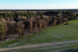 1 Highway 52 photo 4