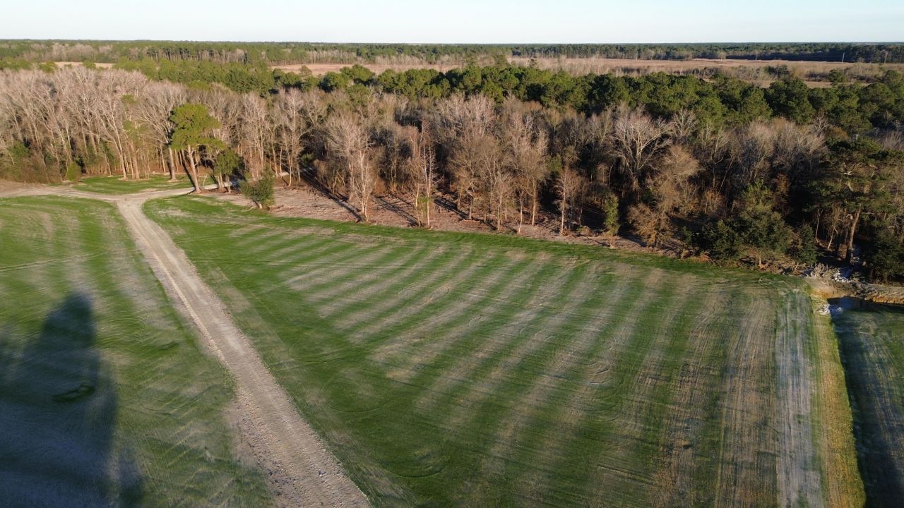 1 Highway 52 Photo 5