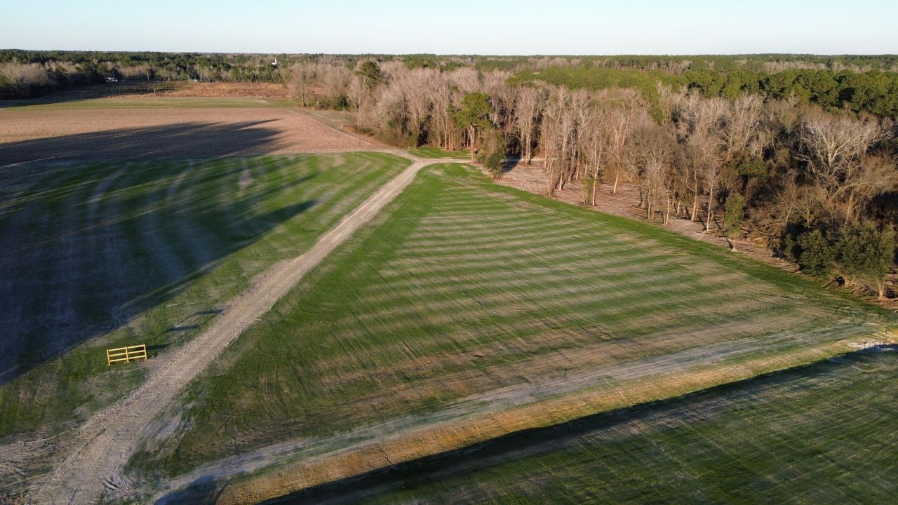 1 Highway 52 Photo 6