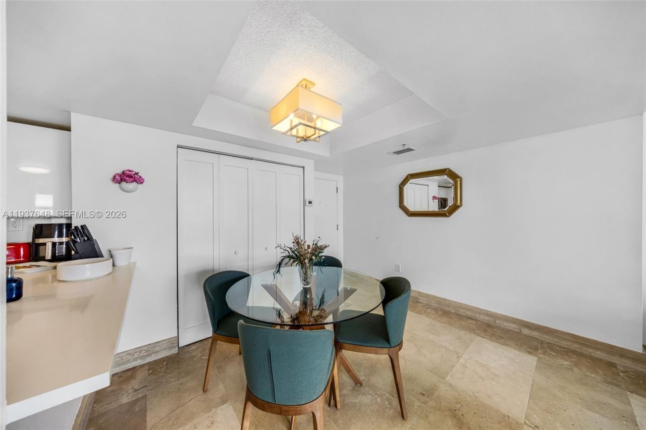 650 West Ave, Unit 3006, Miami Beach, FL 33139 Photo